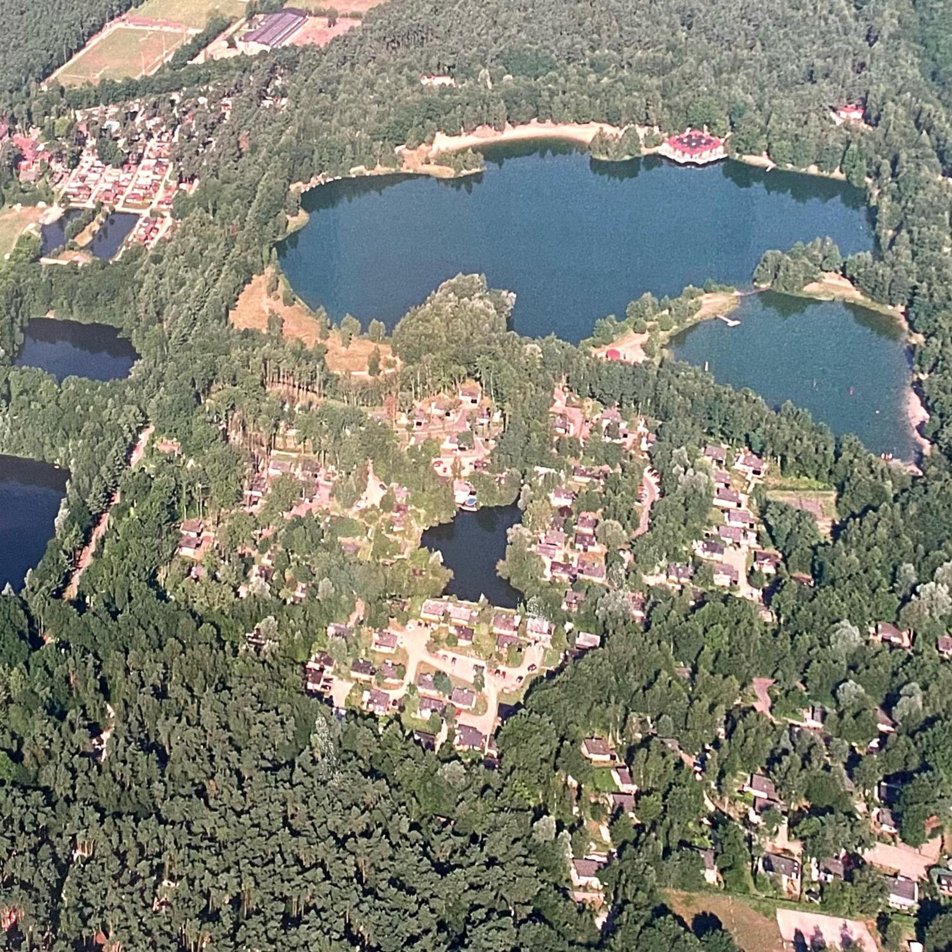 Boshuisje Pinus Sonnevijver Residences Lanaken Exteriör bild